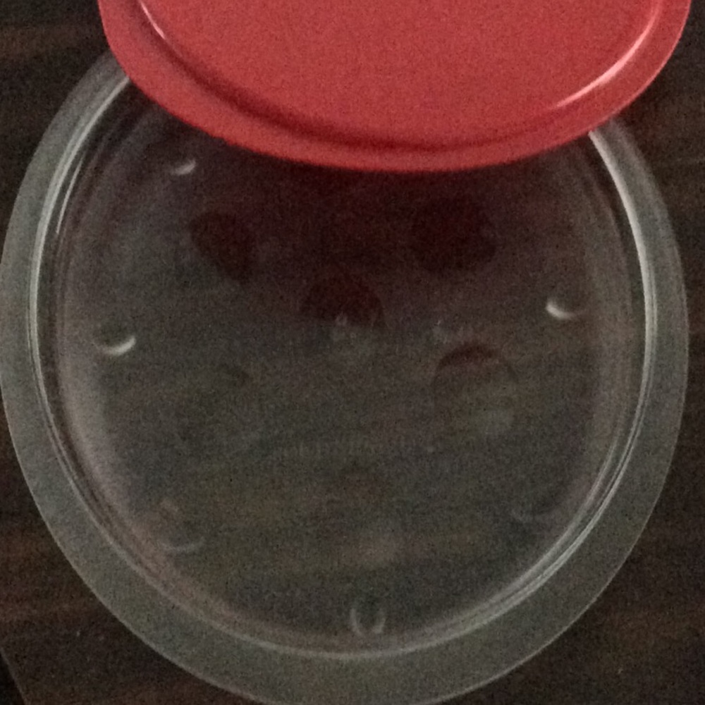 Tupperware bowl